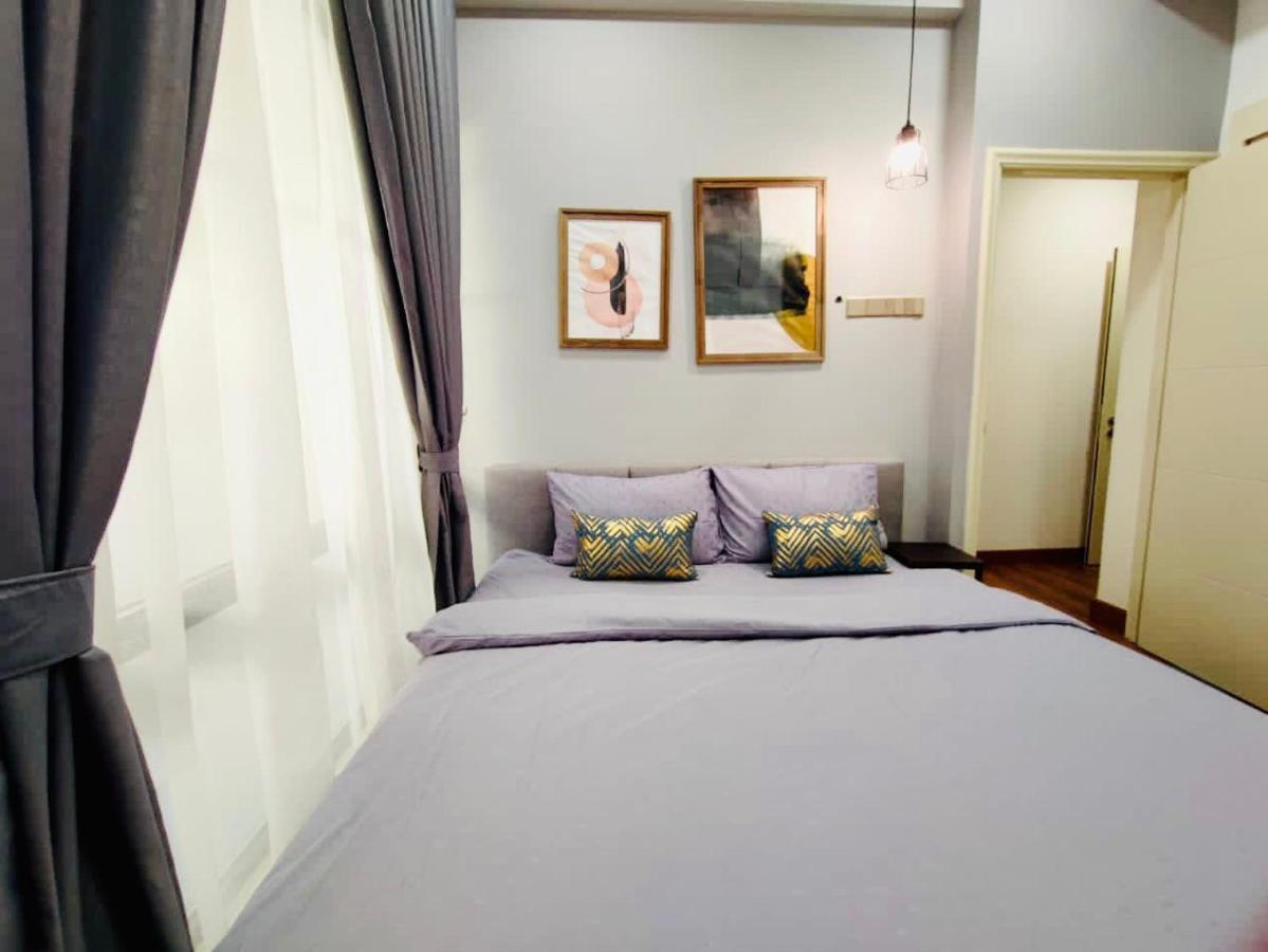 Arte Mont Kiara Host By Host Corner Suites Куала Лумпур Екстериор снимка